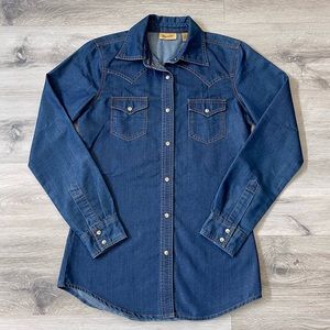 NWOT Wrangler Dark Wash Denim Long Sleeve Button-Up Shirt Size XS